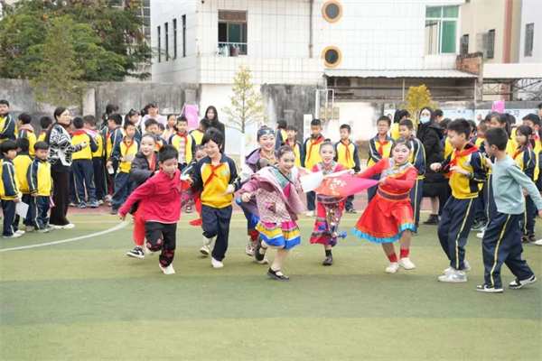 2025两会心得体会03.jpg/